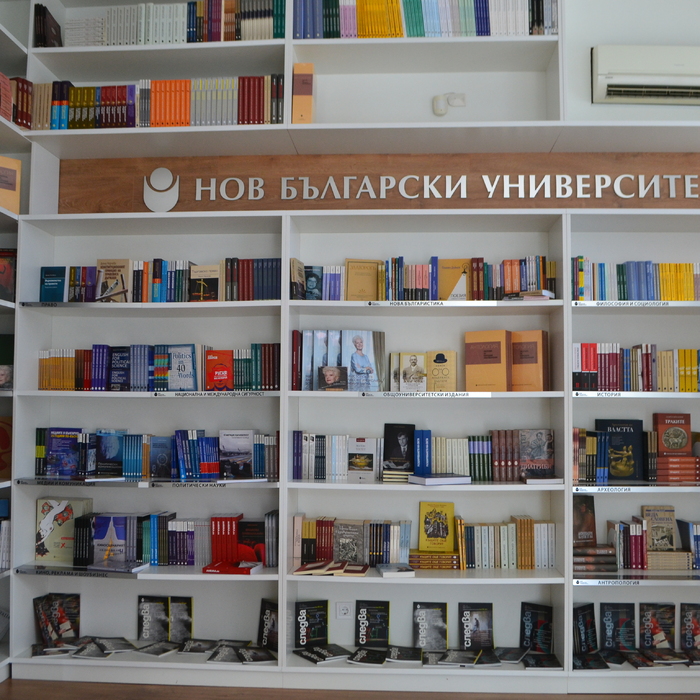 dsc-0204_700x700_crop_478b24840a